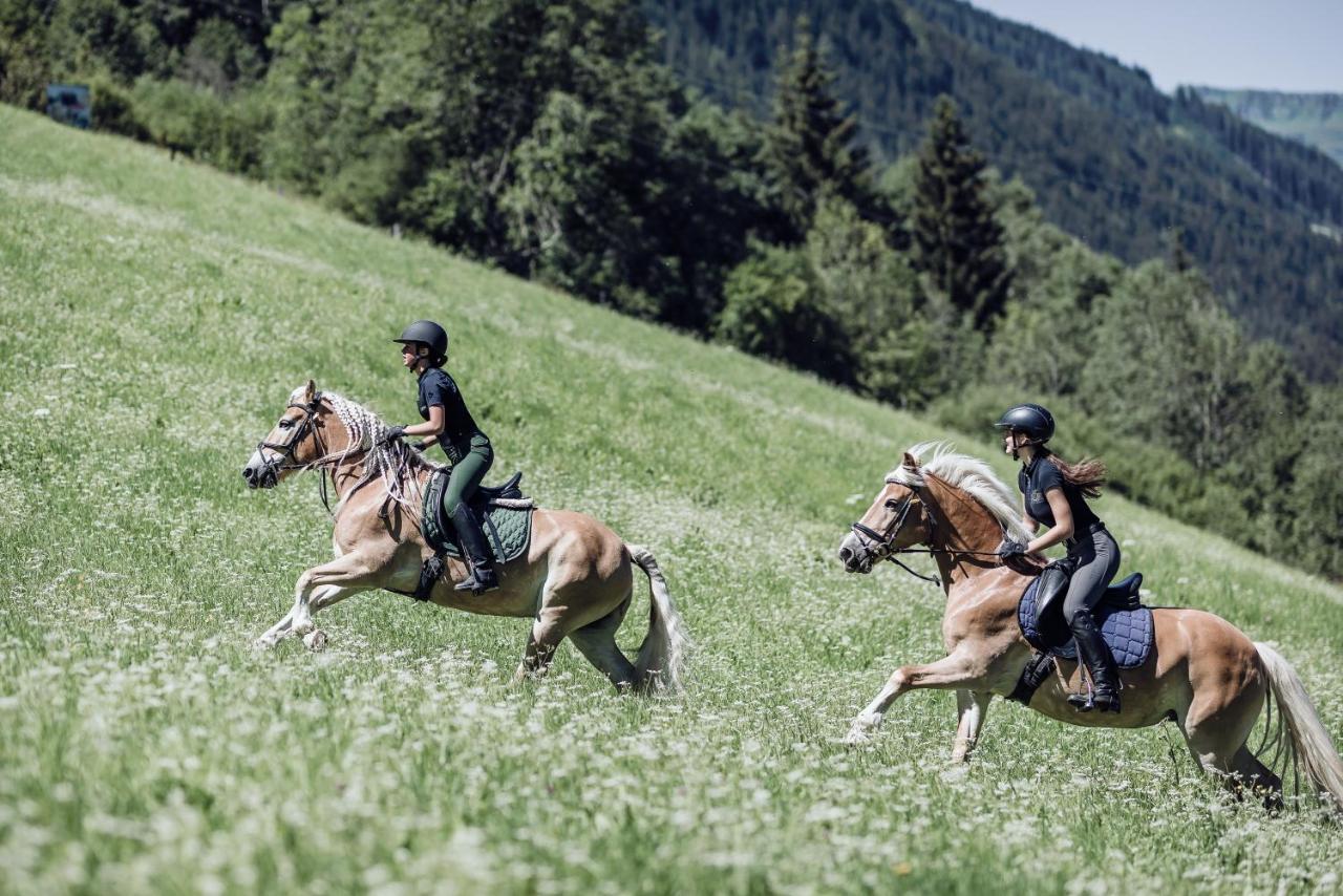 Familienresort Ellmauhof ซาลบาคฮินเทอร์เกลมม์ ภายนอก รูปภาพ